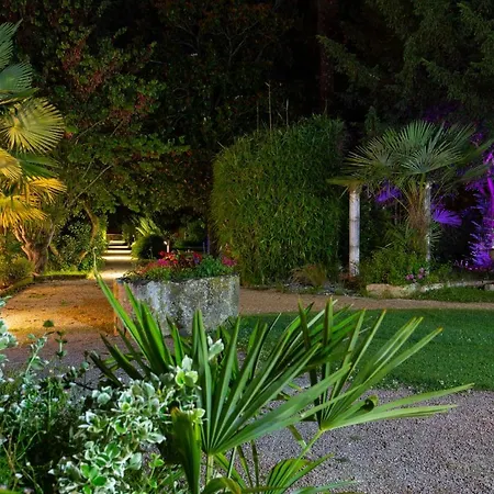 Hotel Logis Restaurant L'essille Bassac
