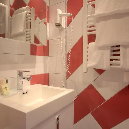 Logis Restaurant L'essille Bassac