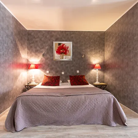 호텔 Logis Restaurant L'essille 3*