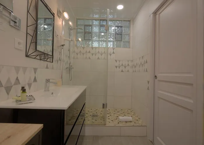 Logis Restaurant L'essille Bassac