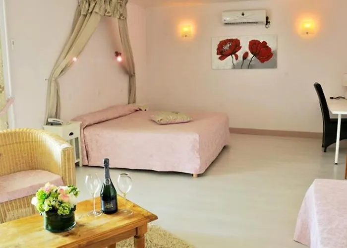 Hotel Logis Restaurant L'essille