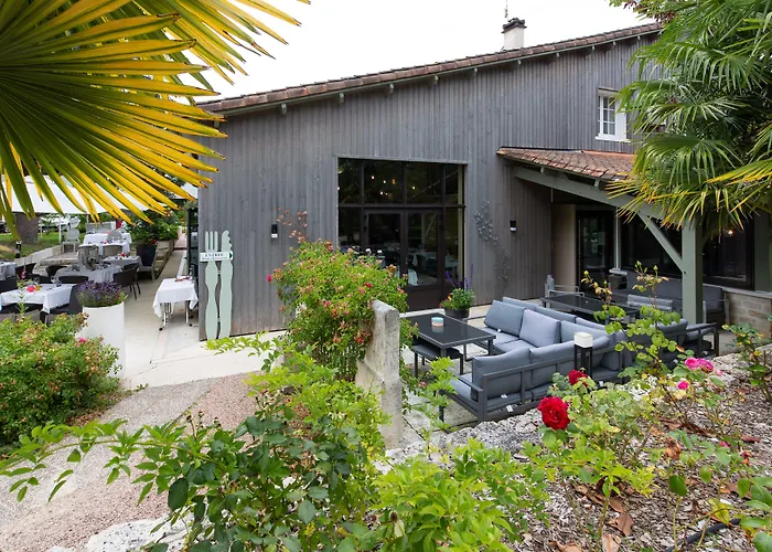 Logis Restaurant L'essille Hotel