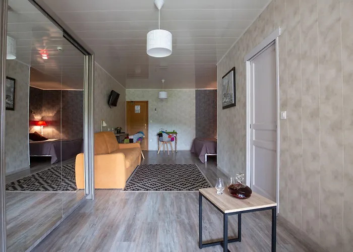 Logis Restaurant L'essille Hotel Bassac